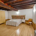 Rinidia Centro Rom
