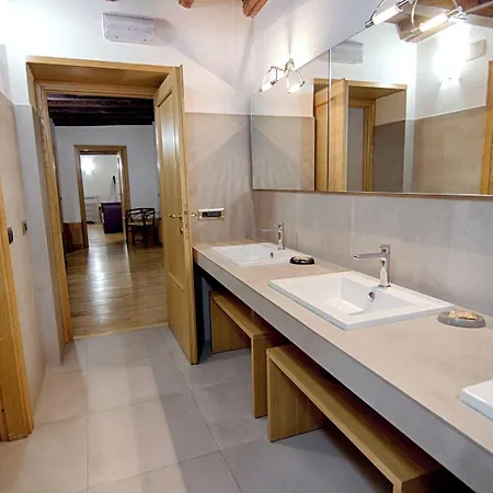 Rinidia Centro Apartmán *